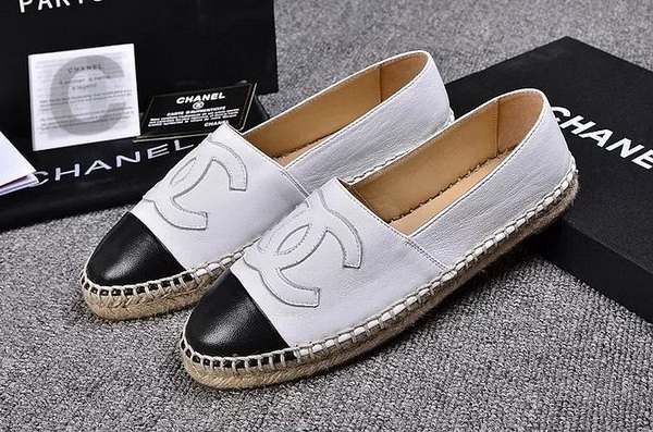 CHANEL Loafers Women--089